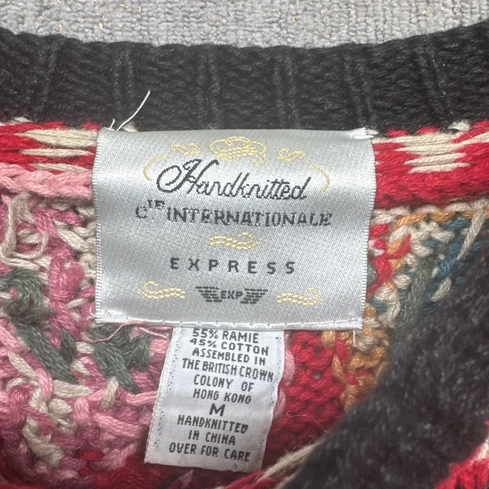 Vintage Hand Knit Red Floral Sweater‎ Fair Isle Cottagecore Women's Medium 90s - Picture 4 of 9